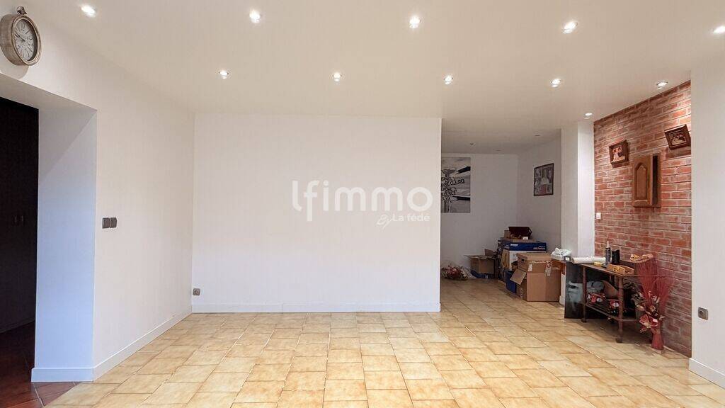 Maison à vendre 150 000 € 6 pièces 3 chambres 127 m² 177 m² de terrain Nord Ouest Quiévrechain 59920