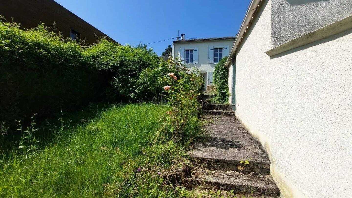 Maison 3 pièces 70 m² · à Pont-sur-Yonne · 70 m² · 108 000 €