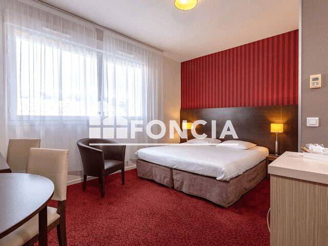Appartement 1 pièce 17 m² · à Grenoble · 16,8 m² · 401 €