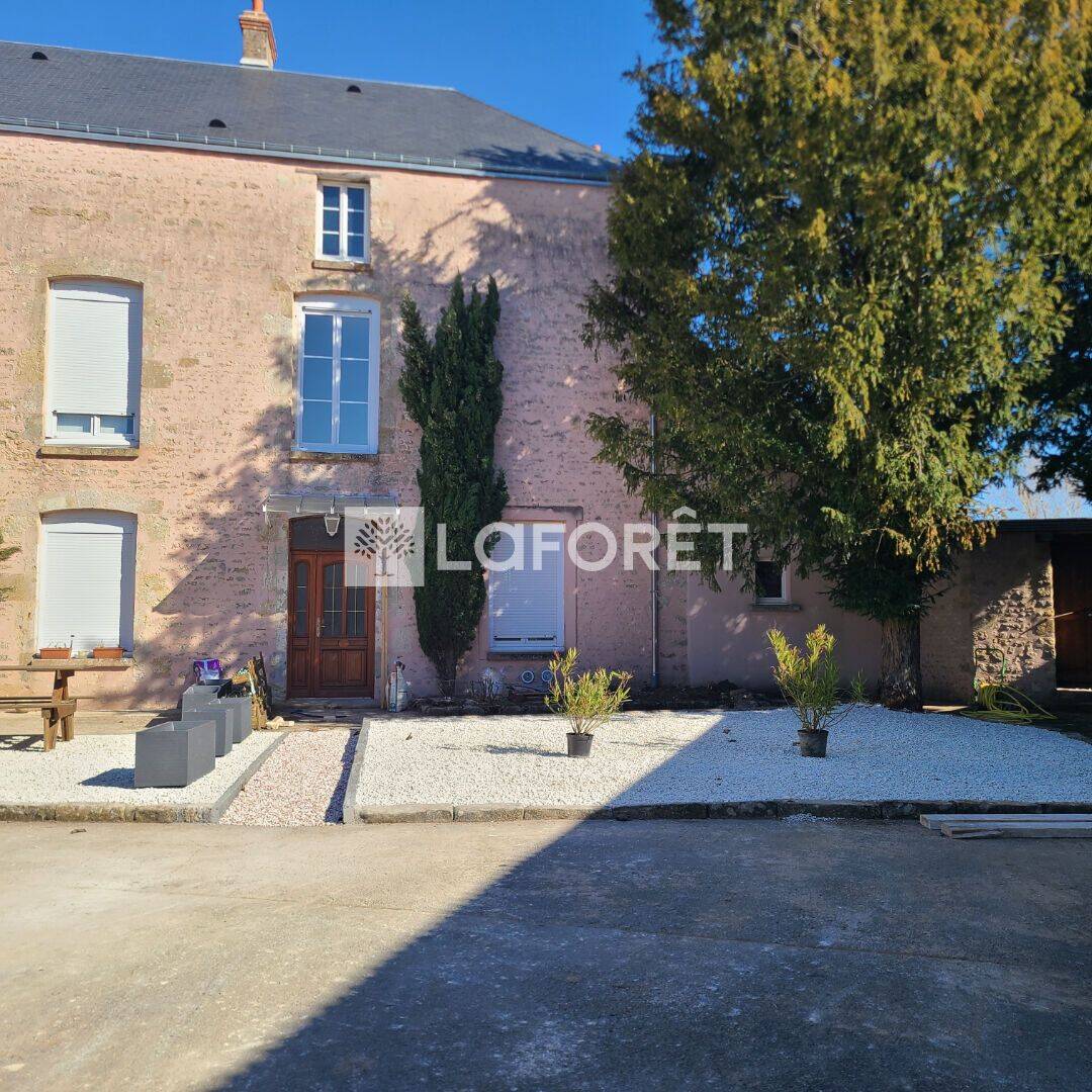Maison 4 pièces 109 m² · à Dadonville · 109 m² · 1 010 €