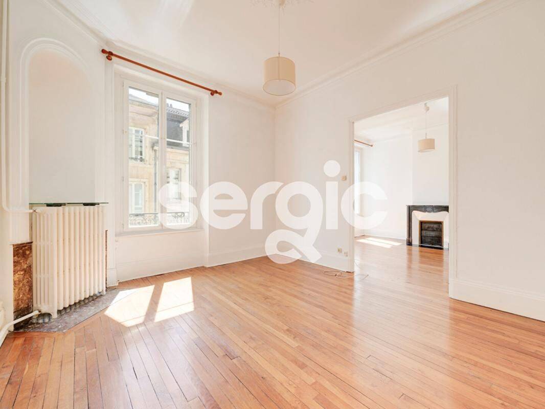 Appartement 4 pièces 85 m² · à Nancy · 85 m² · 215 000 €