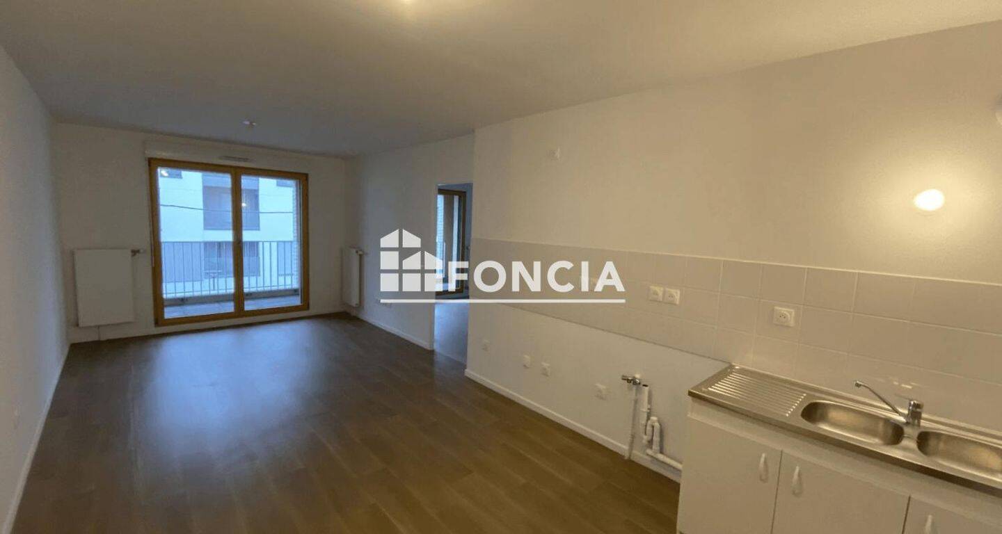 Appartement 2 pièces 40 m² · à Bussy-Saint-Georges · 40 m² · 820 €