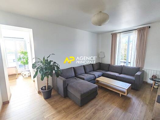 Appartement à vendre 299 000 € 5 pièces 3 chambres 104 m² Étage 1/2 Centre Ville-Basilique Argenteuil 95100