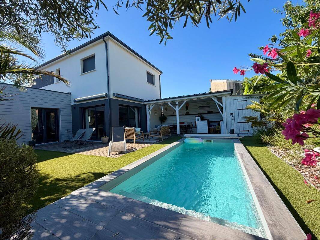 Maison 5 pièces 116 m² · à Parempuyre · 116 m² · 4 300 000 €