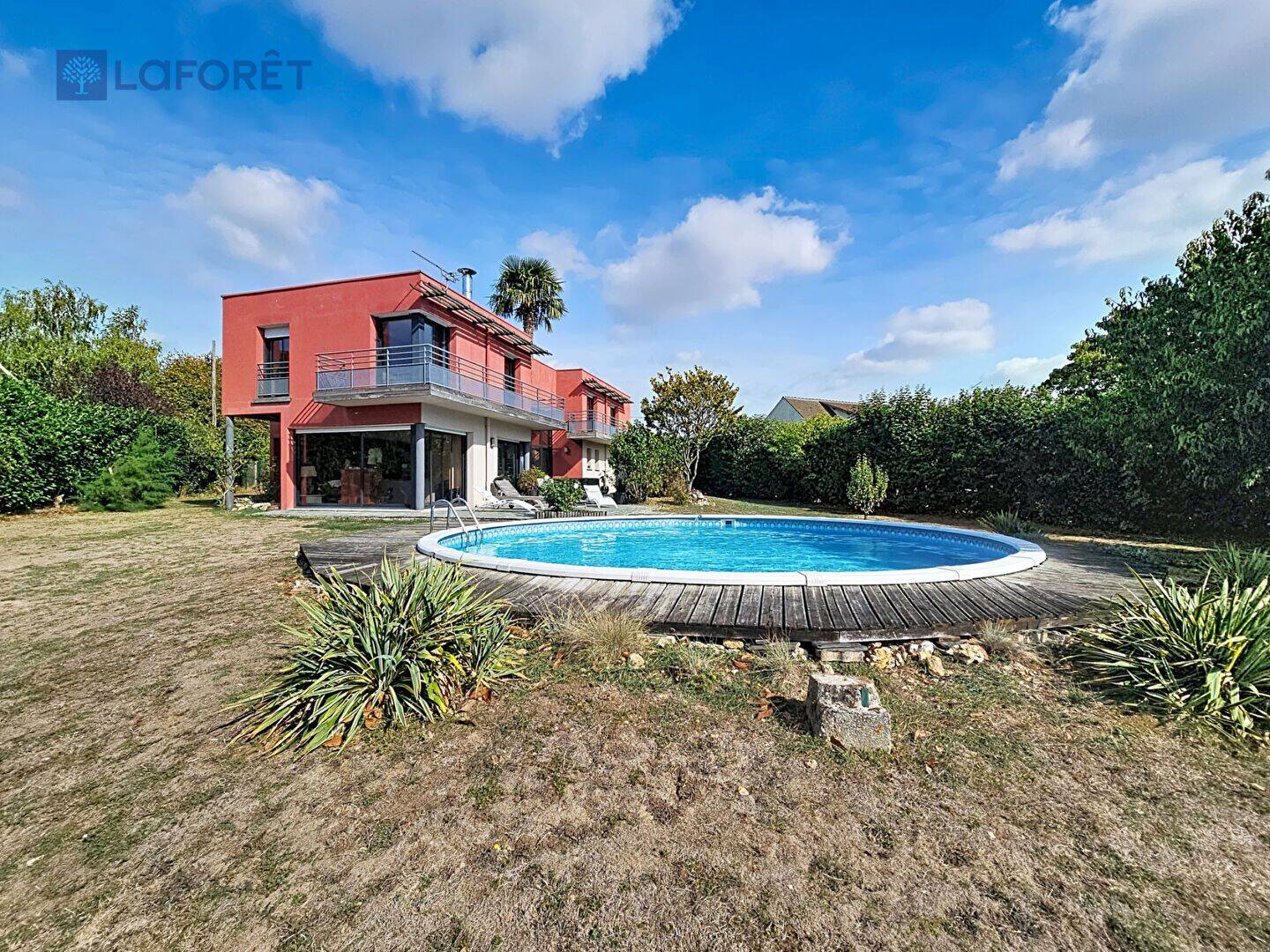 Maison 9 pièces 250 m² · à Couilly-Pont-aux-Dames · 250 m² · 819 000 €
