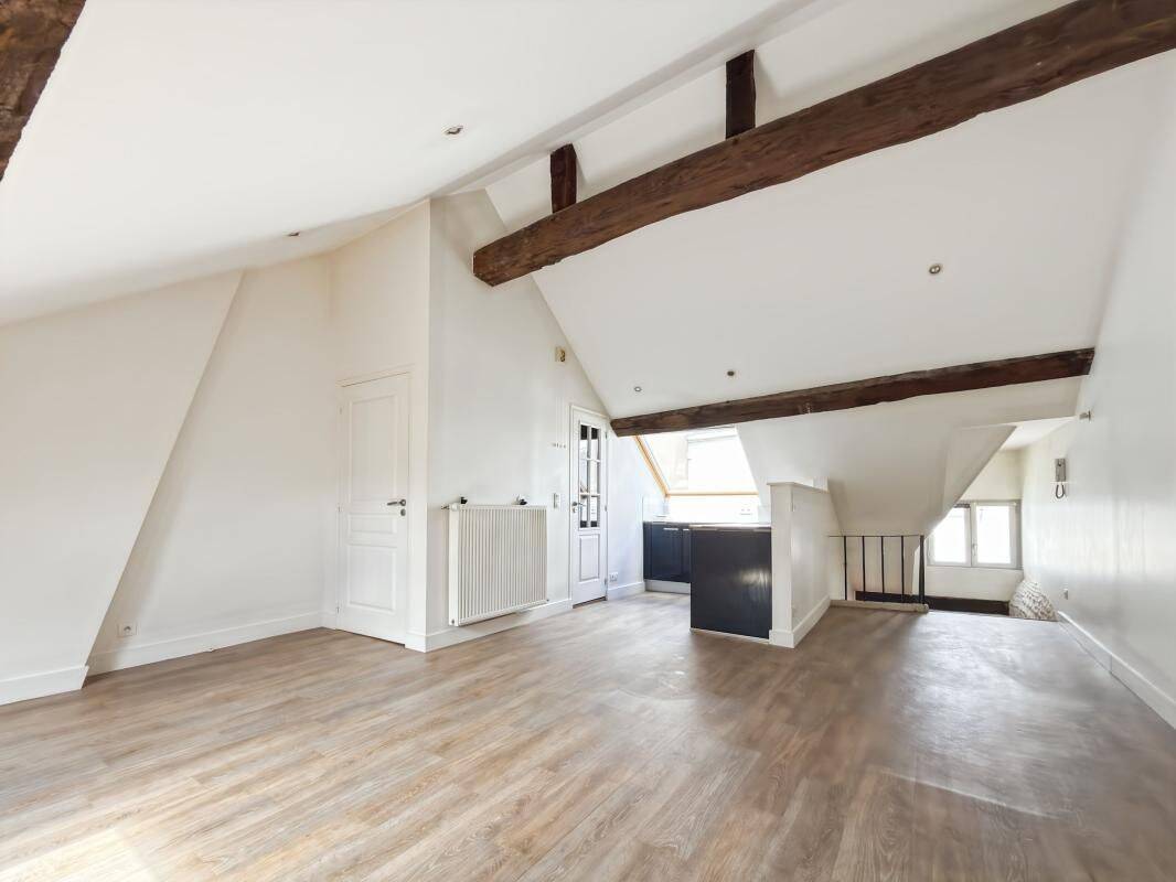 Appartement 1 pièce 24 m² · à Orléans · 24,3 m² · 505 €