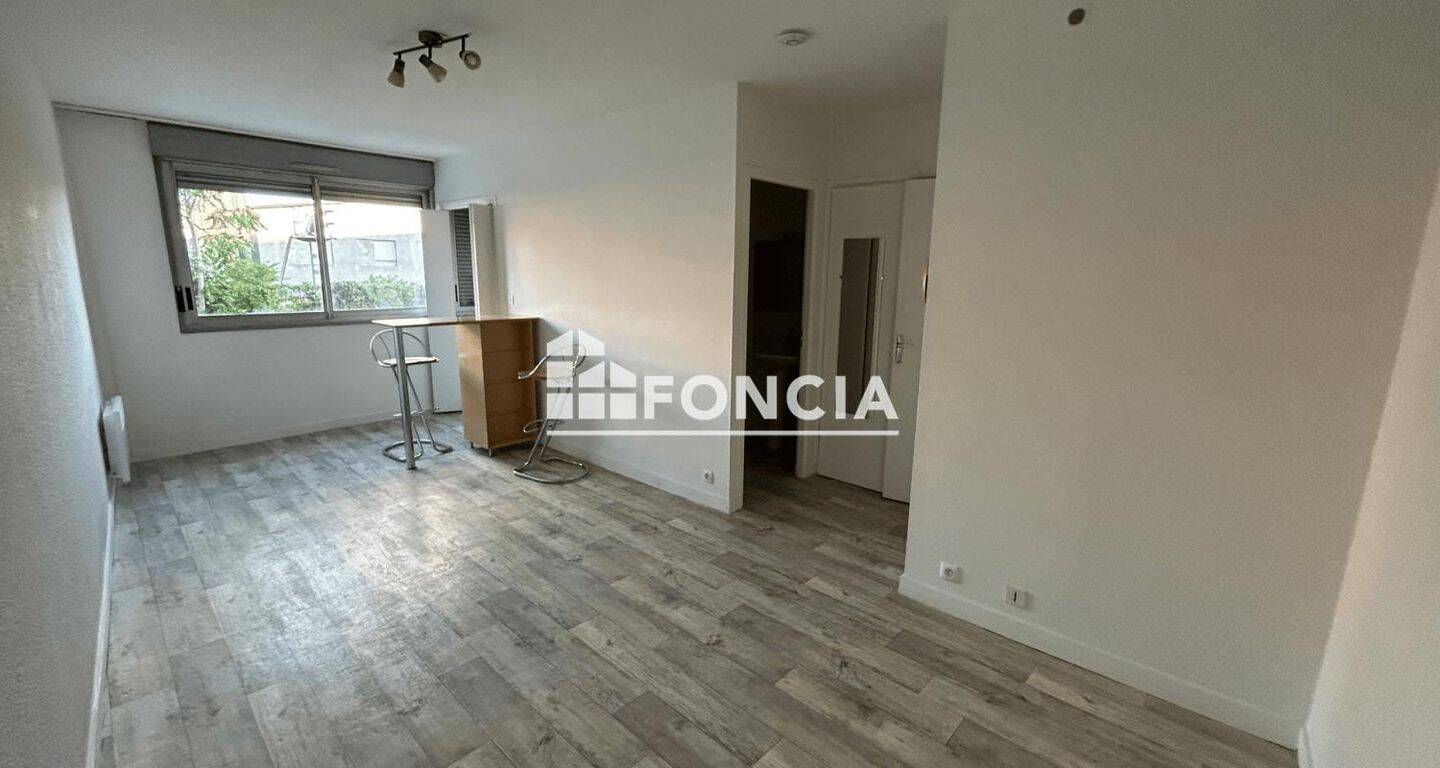 Appartement 1 pièce 24 m² · à Clermont-Ferrand · 24,3 m² · 420 €/mois