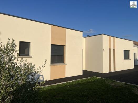 Maison de plain-pied à vendre 474 000 € 6 pièces 4 chambres 151,5 m² 1 026 m² de terrain Chalon-sur-Saône 71100
