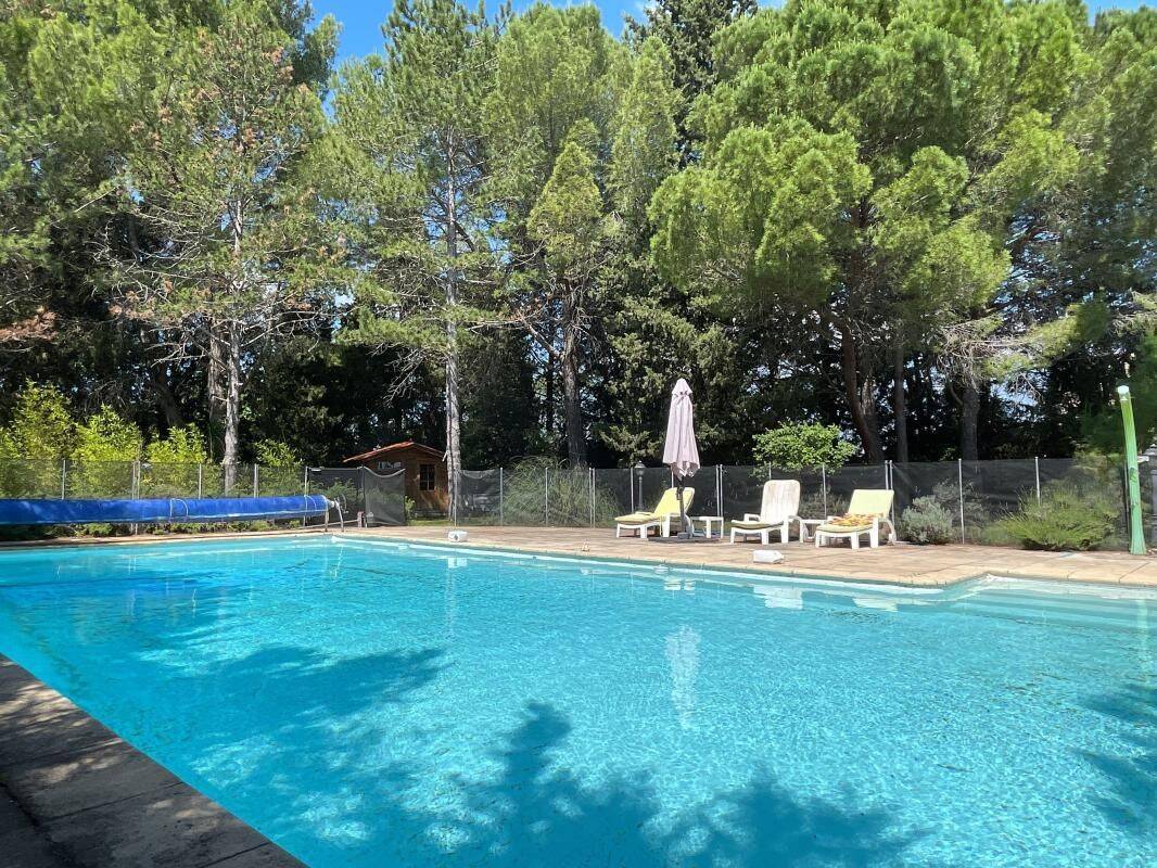 Maison 7 pièces 250 m² · à Pujaut · 250 m² · 595 000 €