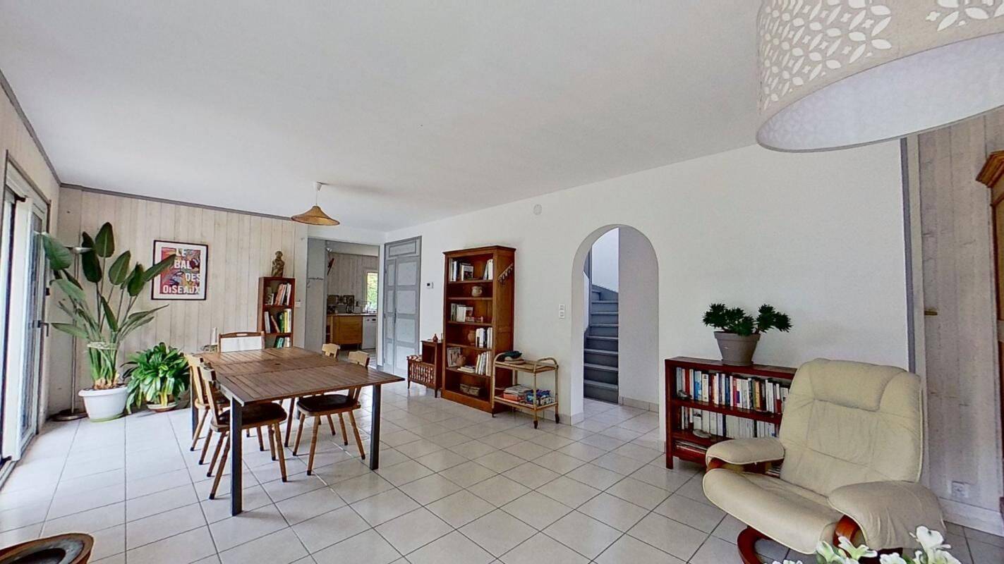 Maison 6 pièces 173 m² · à Peillac · 173 m² · 249 000 €