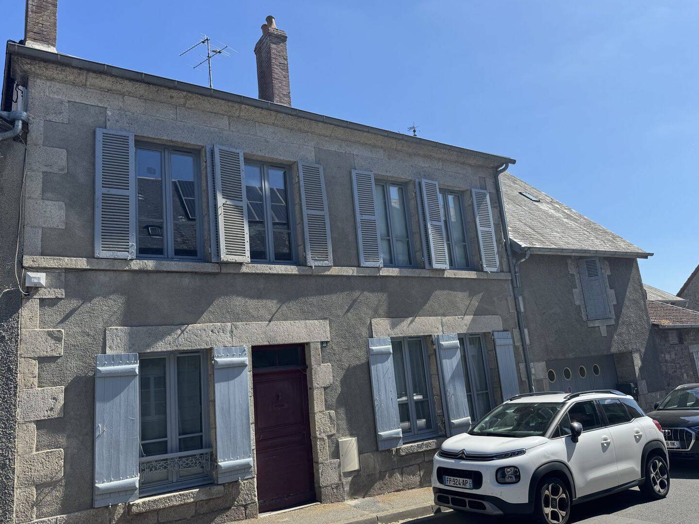 Maison 8 pièces 197 m² · à Saint-Vaury · 197 m² · 112 900 €
