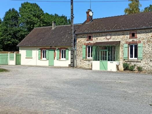 Maison à vendre 193 000 € 8 pièces 4 chambres 206 m² 13 519 m² de terrain Cromac 87160