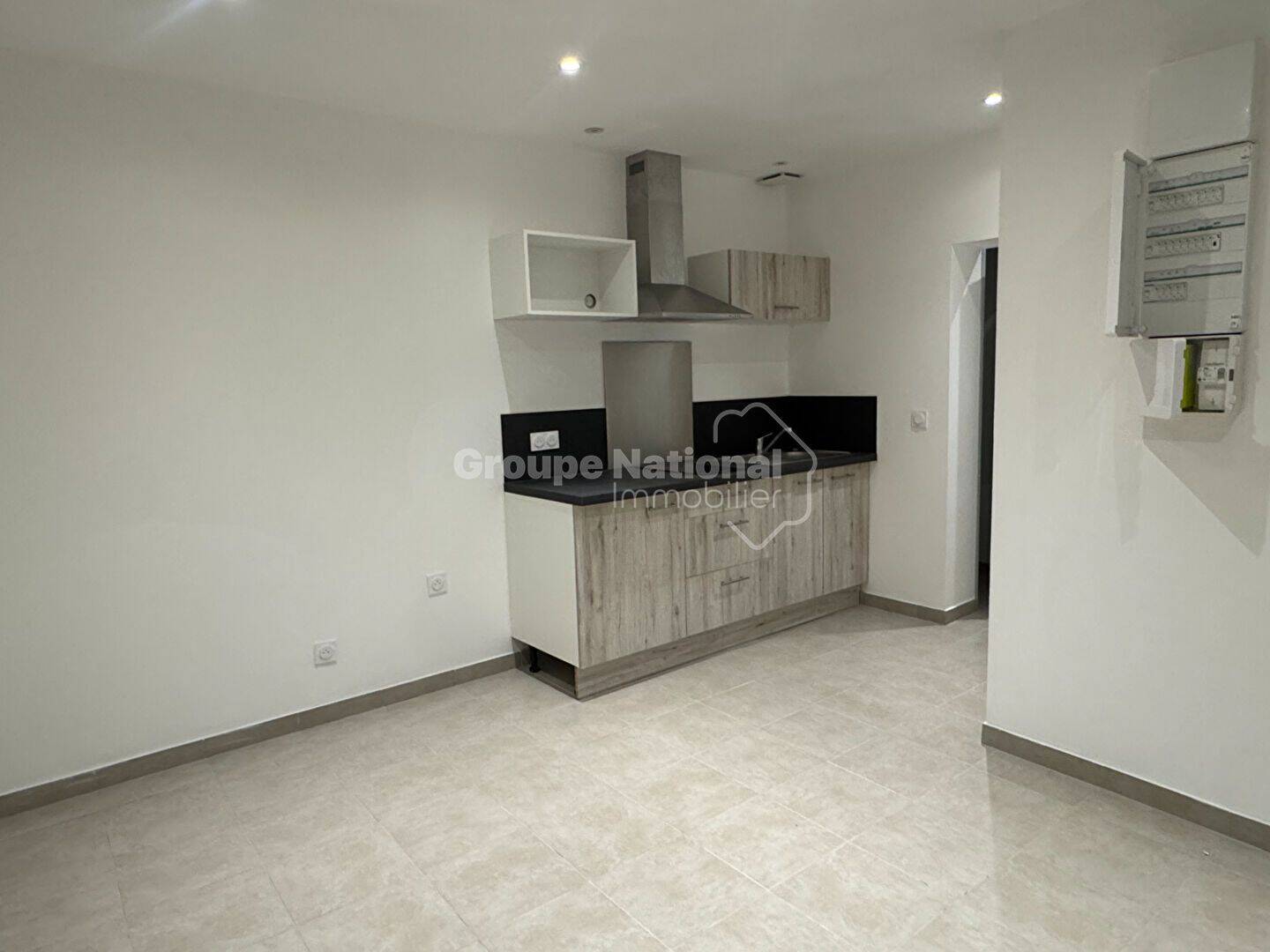 Appartement 1 pièce 27 m² · à Arles · 27 m² · 550 €