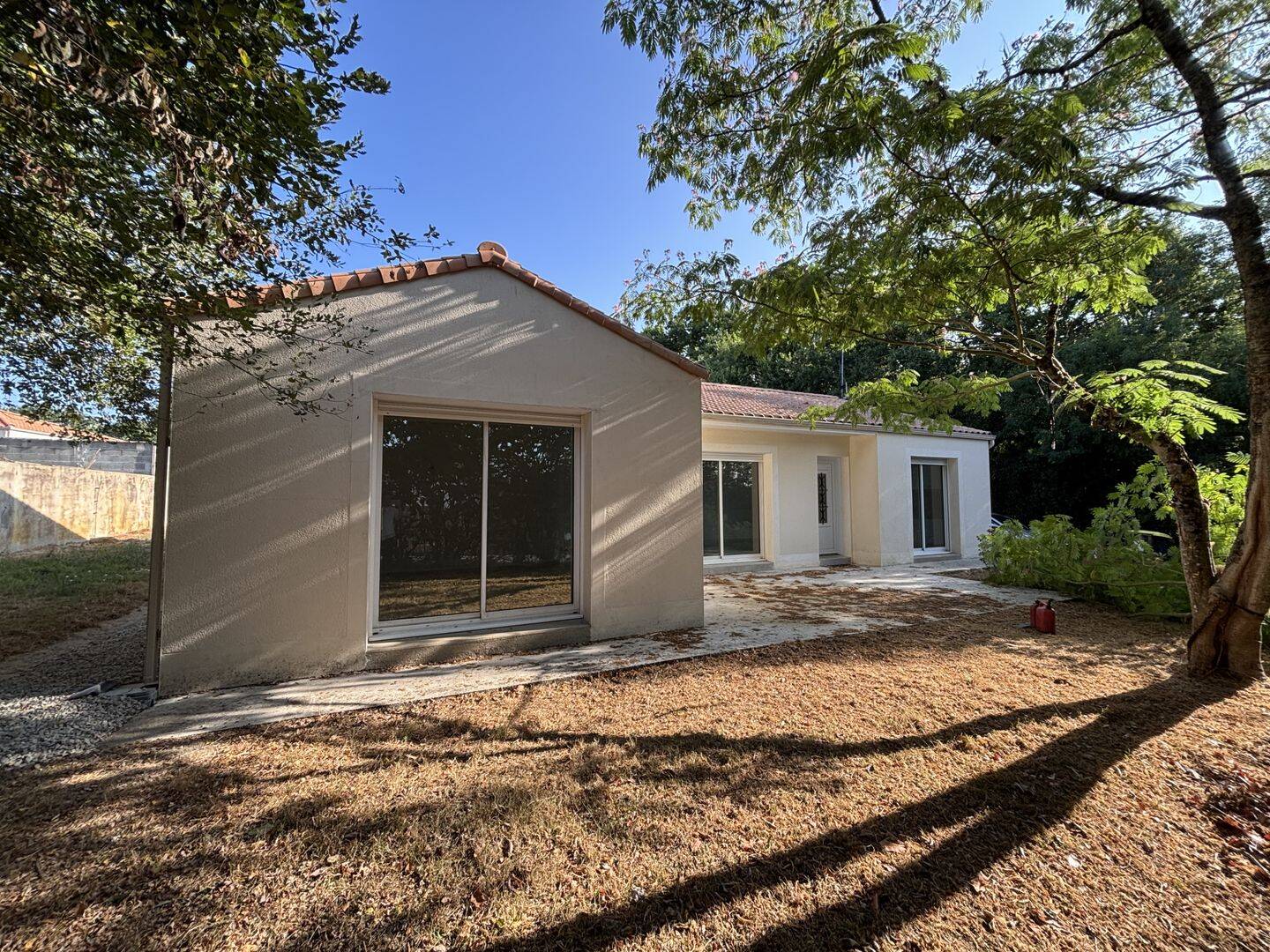 Maison 4 pièces 97 m² · à Beaulieu-sous-la-Roche · 96,5 m² · 856 €