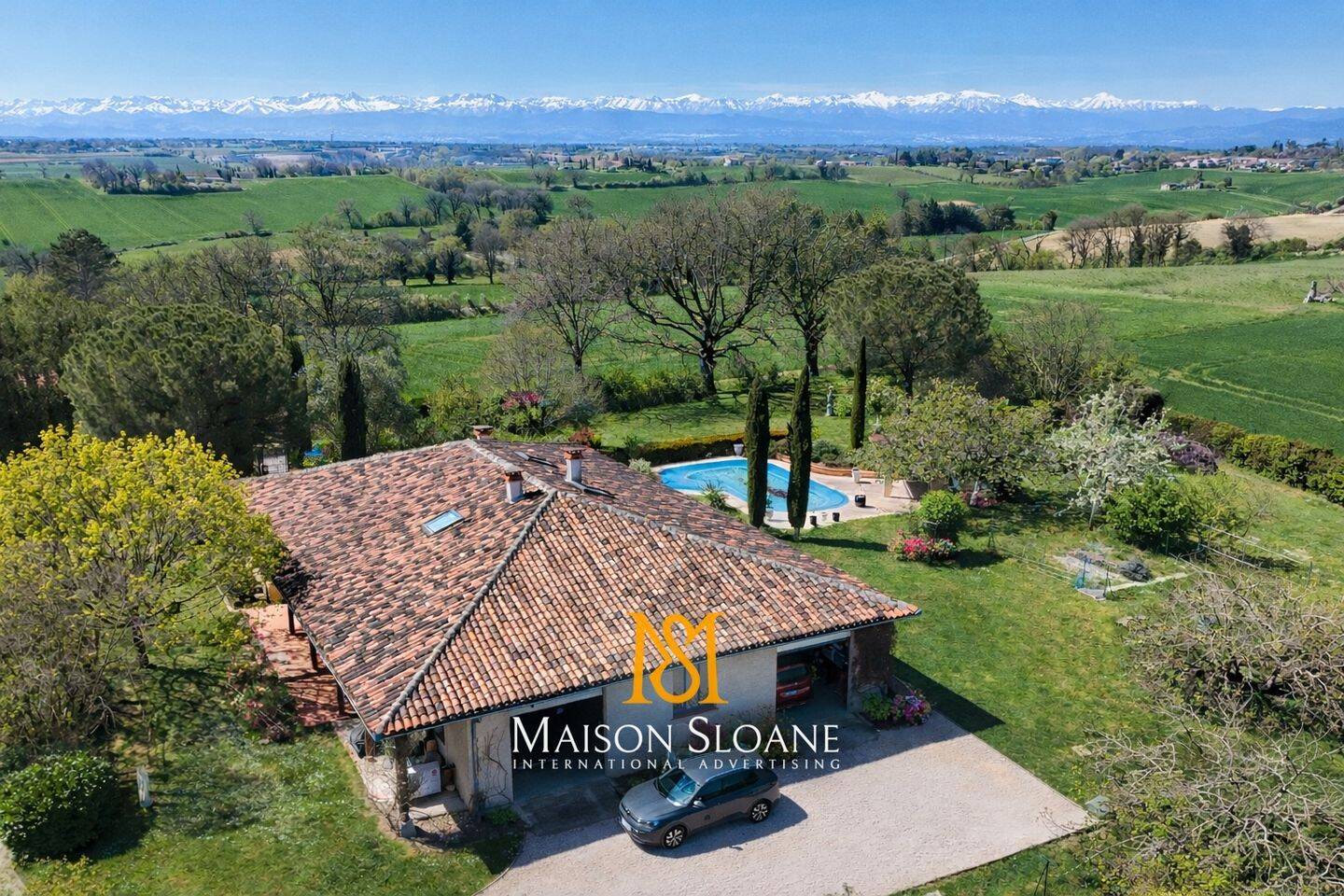 Maison 11 pièces 240 m² · à L'Isle-Jourdain · 240 m² · 580 000 €