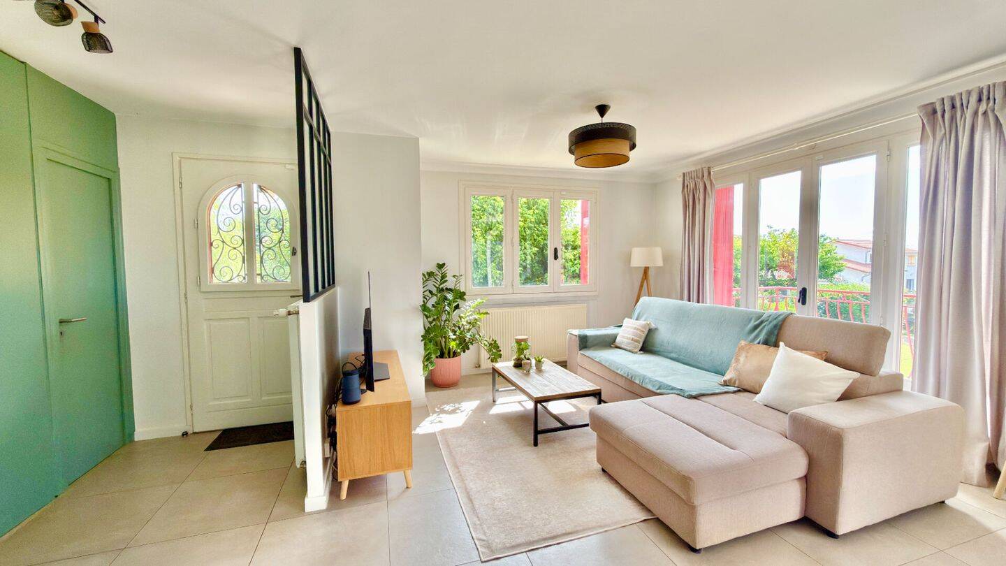 Maison 6 pièces 131 m² · à Craponne · 131 m² · 529 000 €