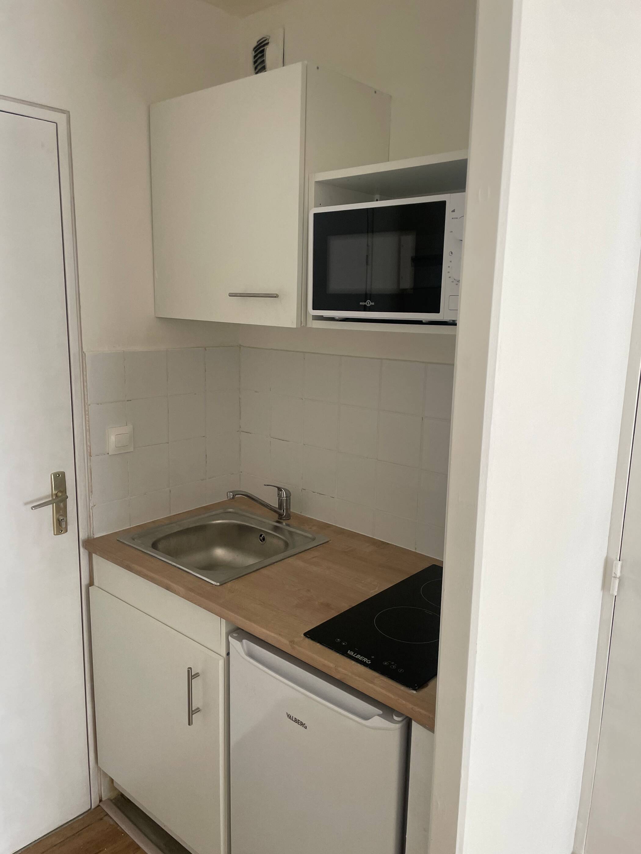 Appartement 1 pièce 18 m² · à Nantes · 18 m² · 521 €