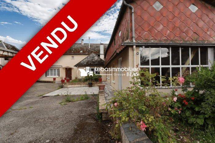 Maison 6 pièces 241 m² · à Yerville · 241 m² · 222 000 €