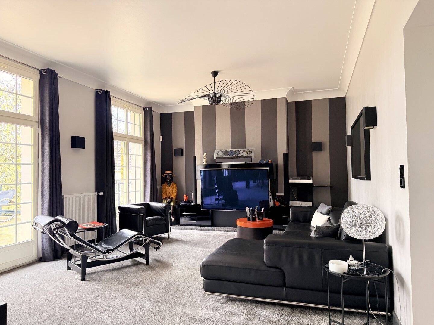 Maison 6 pièces 360 m² · à Vernou-sur-Brenne · 360 m² · 780 000 €