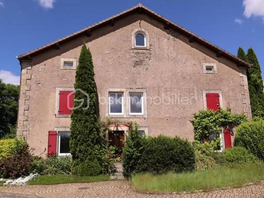 Ferme à vendre 339 000 € 9 pièces 7 chambres 410 m² 4 100 m² de terrain Fougerolles 70220