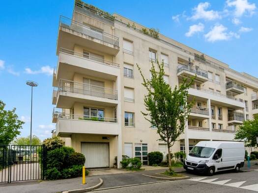 Appartement à vendre 343 000 € 5 pièces 3 chambres 98 m² Étage 5/5 Fresnes 94260