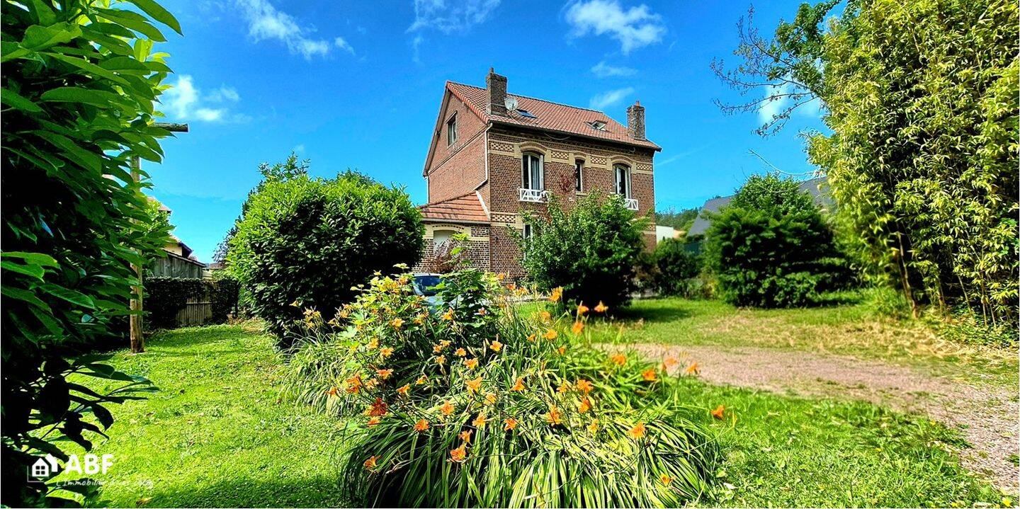 Maison 10 pièces 220 m² · à Martin-Église · 220 m² · 445 000 €