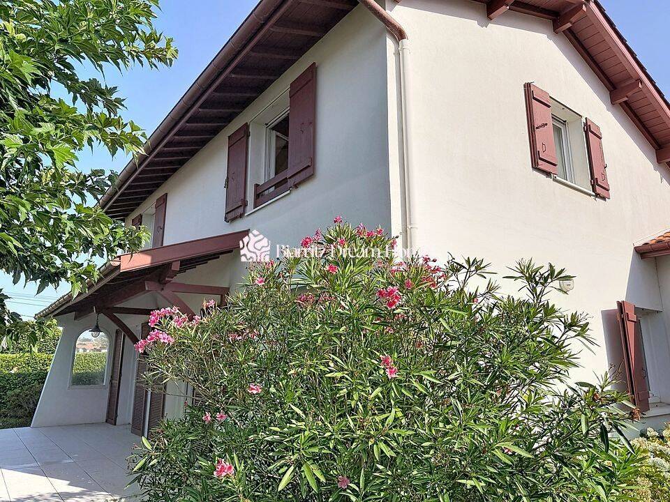 Maison 4 pièces 160 m² · à Bidart · 160 m² · 1 260 000 €