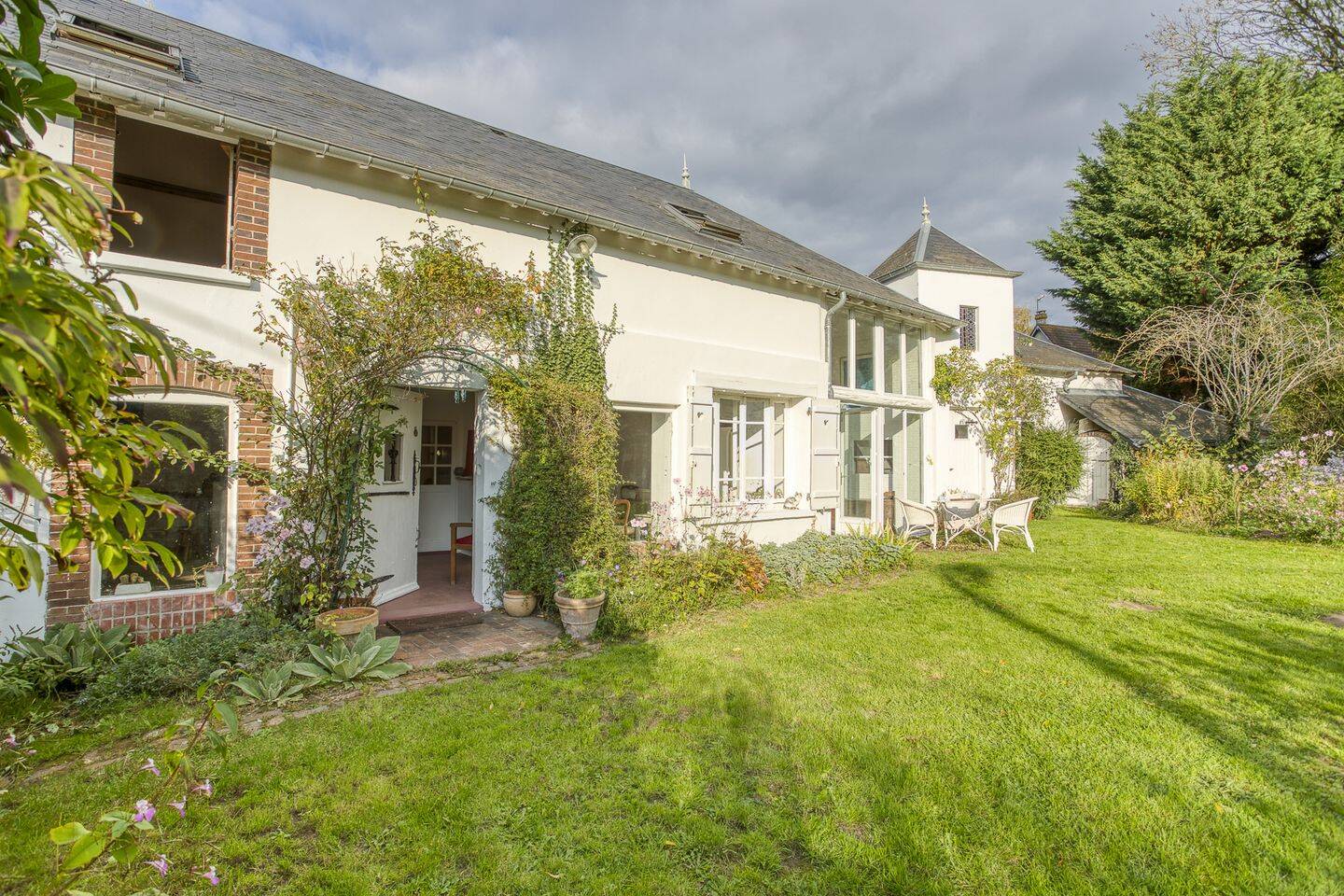 Maison 8 pièces 217 m² · à La Boissière-École · 217,4 m² · 370 000 €