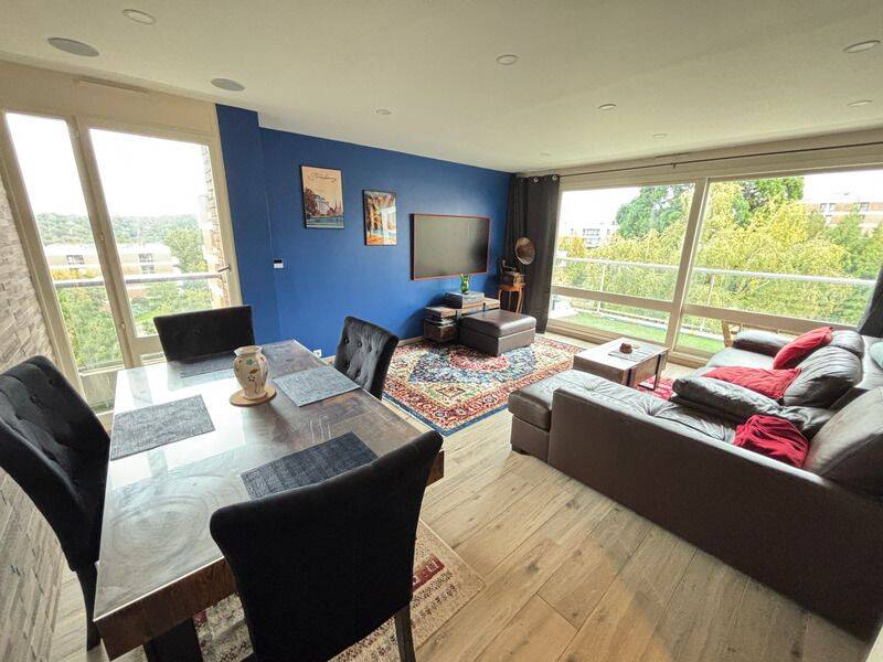 Appartement 3 pièces 74 m² · à Jouy-en-Josas · 74 m² · 305 000 €