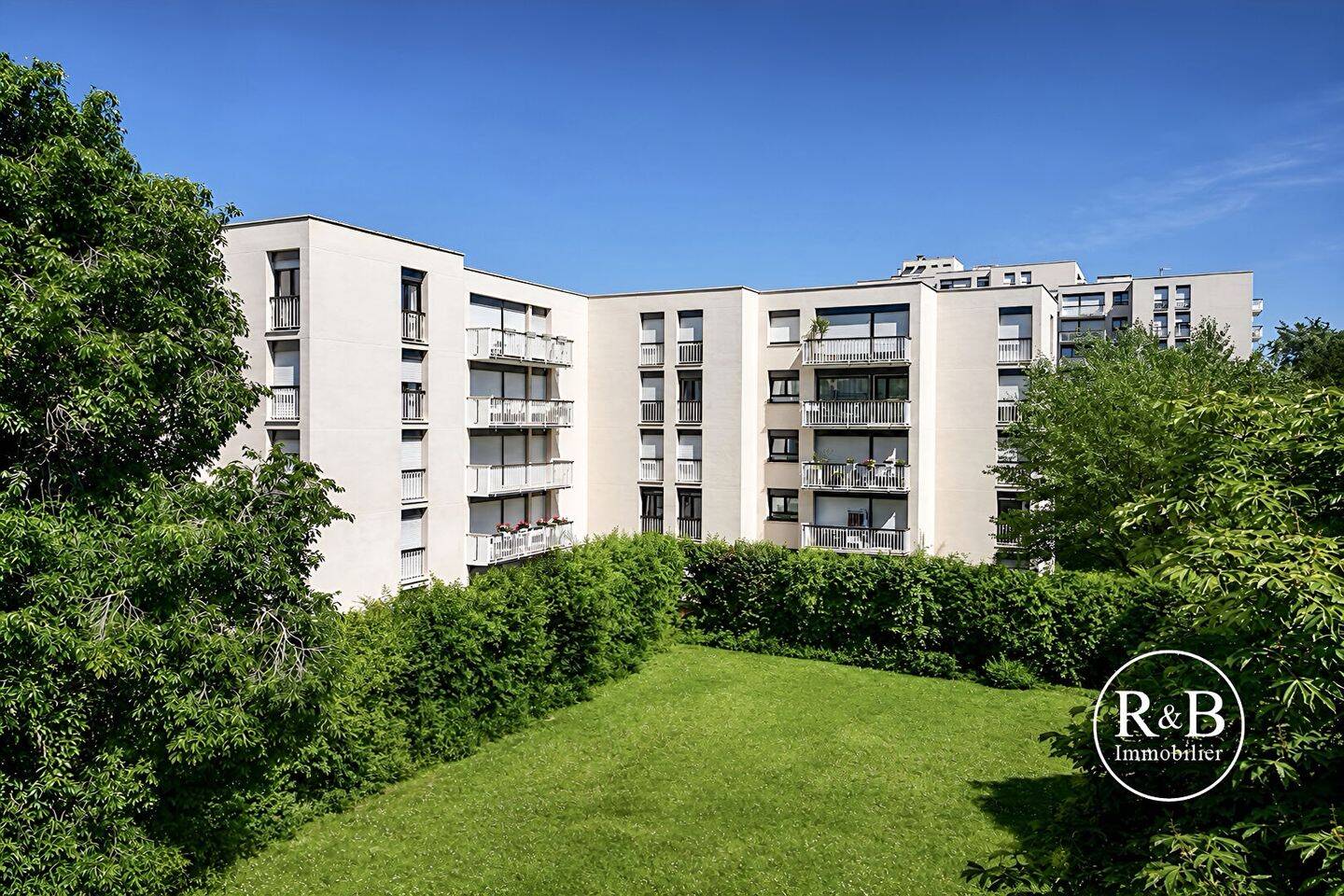 Appartement 3 pièces 64 m² · à Les Clayes-sous-Bois · 64 m² · 190 000 €