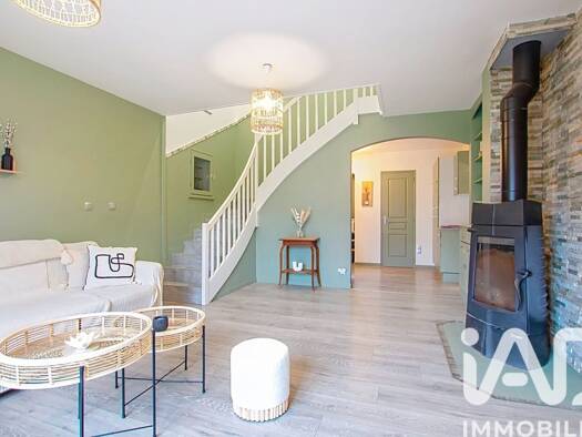 Maison à vendre 479 000 € 5 pièces 3 chambres 105 m² 900 m² de terrain Voglans 73420