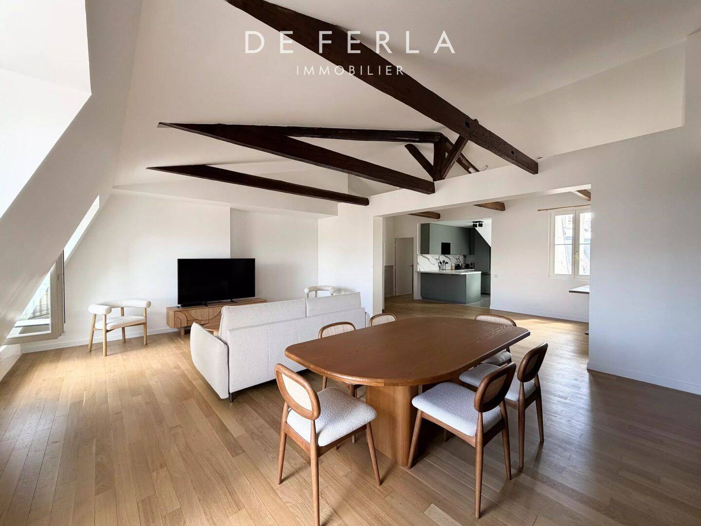 Appartement 3 pièces 118 m² · à Paris 5ème Arrondissement · 118 m² · 6 000 €