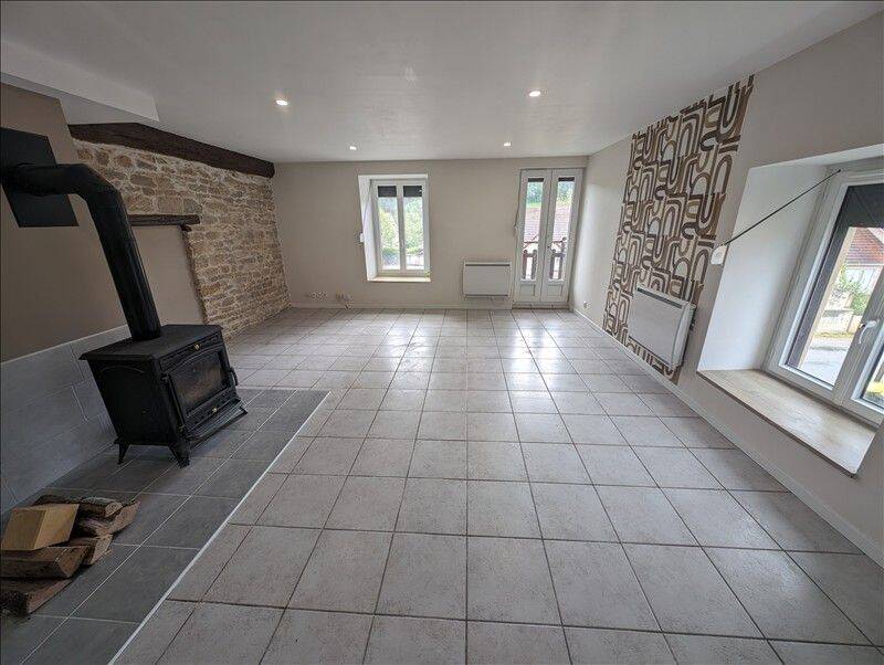 Appartement 3 pièces 66 m² · à Épeugney · 66 m² · 672 €/mois