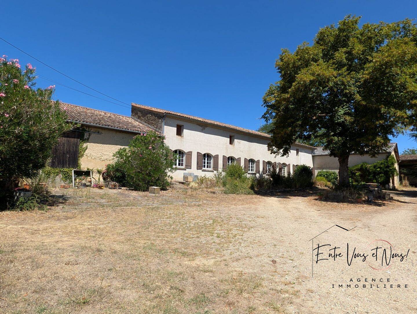 Maison 10 pièces 320 m² · à La Réole · 320 m² · 447 200 €