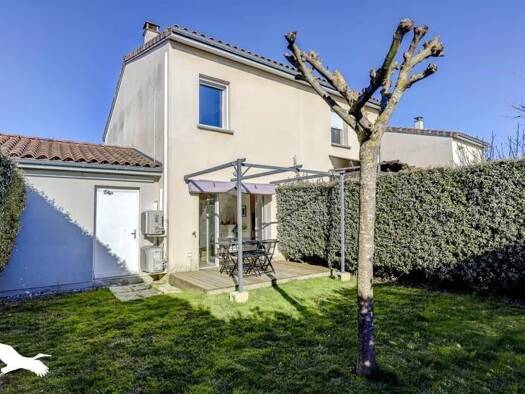 Maison à vendre 254 800 € 3 pièces 2 chambres 68 m² 150 m² de terrain Pechbonnieu 31140