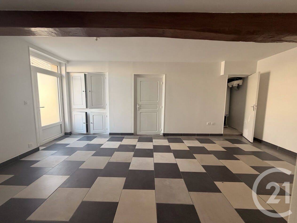 Appartement 2 pièces 61 m² · à Yèvres · 61,2 m² · 615 €