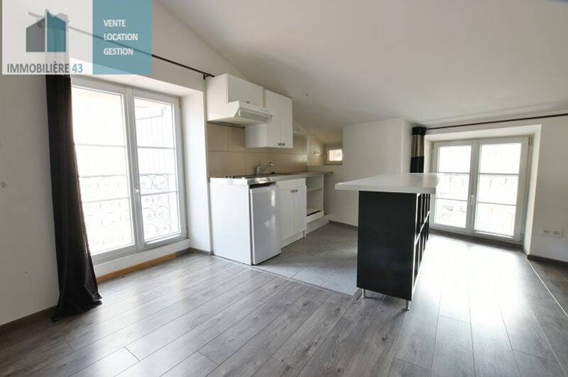 Appartement 2 pièces 44 m² · à Le Puy-en-Velay · 44 m² · 378 €