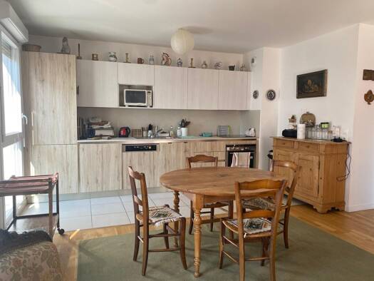 Appartement à vendre - Première occupation 465 000 € 4 pièces 3 chambres 83 m² Étage 3/5 Grands Champs Romainville 93230