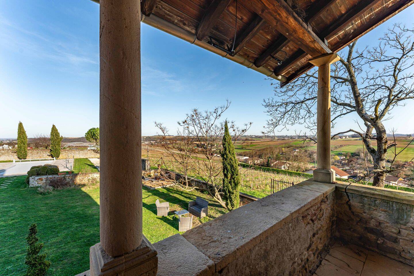 Maison 12 pièces 430 m² · à Porte des Pierres Dorées · 430 m² · 1 490 000 €