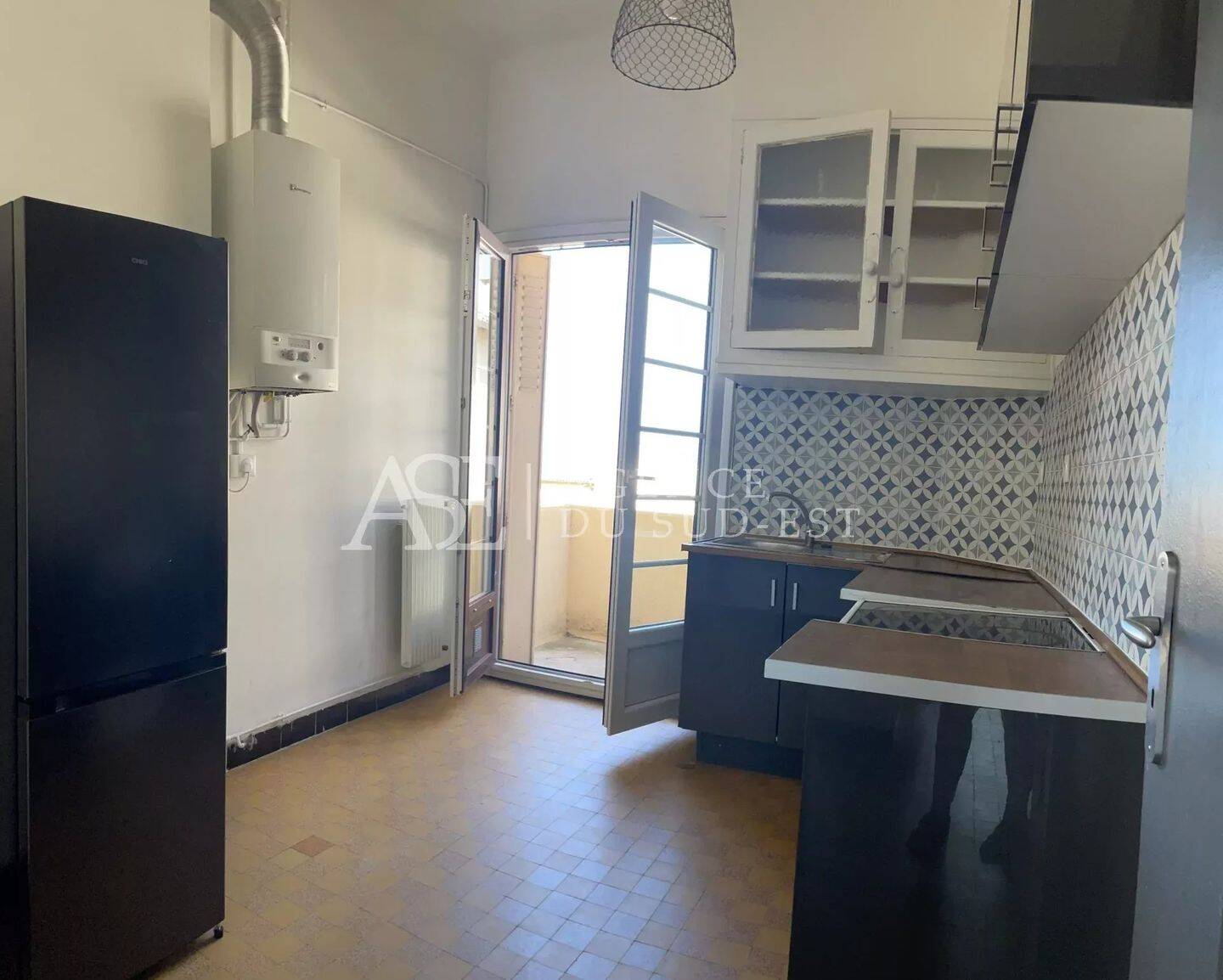 4 pièces 71 m² · à Aix-en-Provence · 70,9 m² · 539 €/mois
