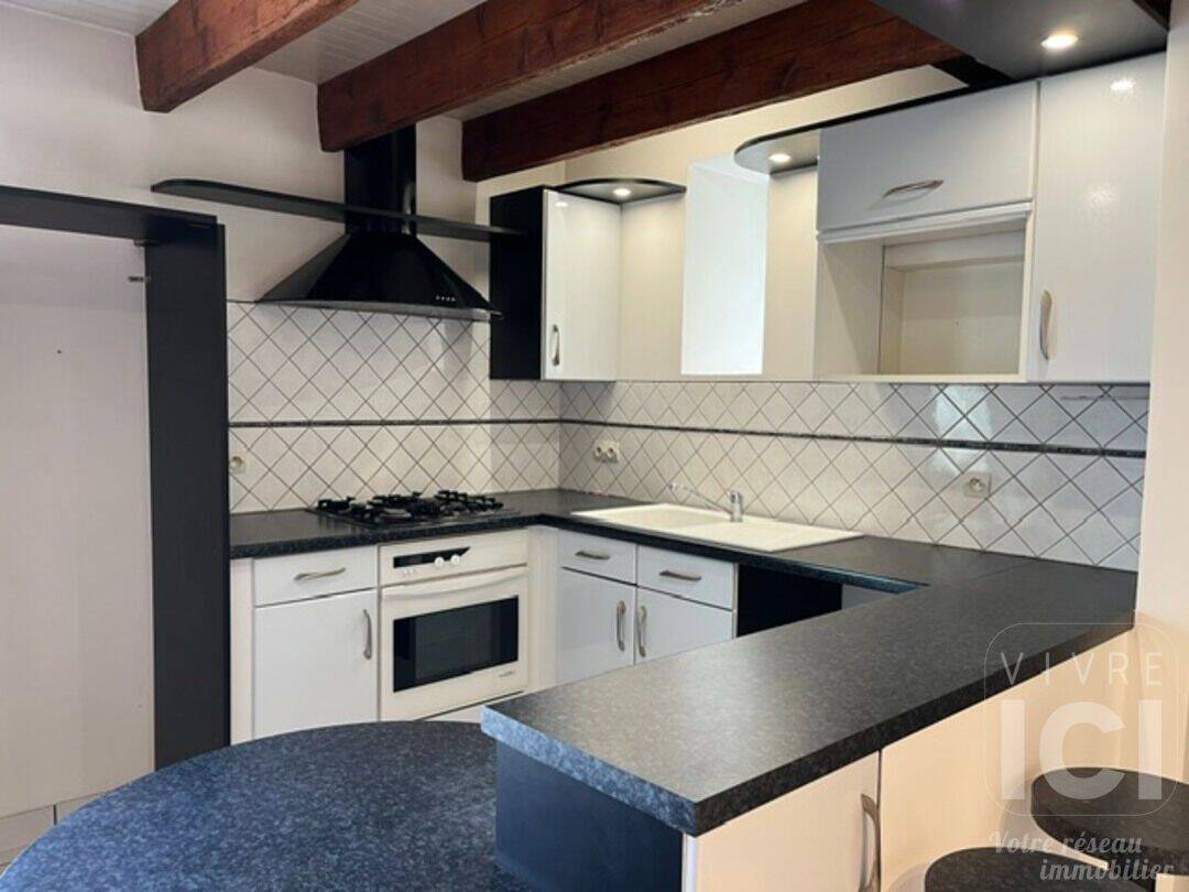 Maison 4 pièces 71 m² · à Treillières · 70,5 m² · 950 €