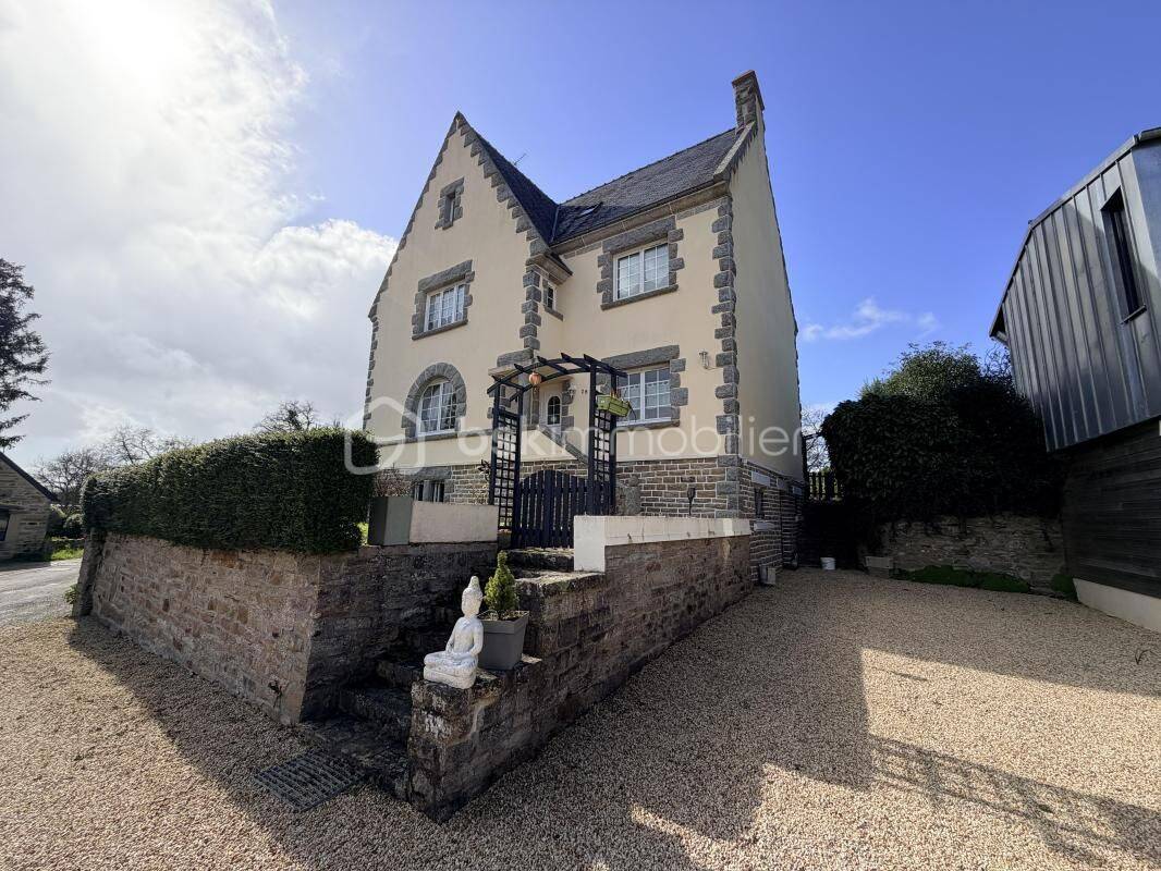 Maison 8 pièces 167 m² · à Concarneau · 167,1 m² · 364 000 €
