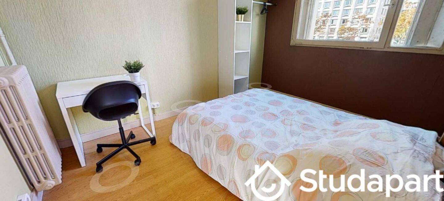 1 pièce 66 m² · à Beauficel-en-Lyons · 66 m² · 606 €