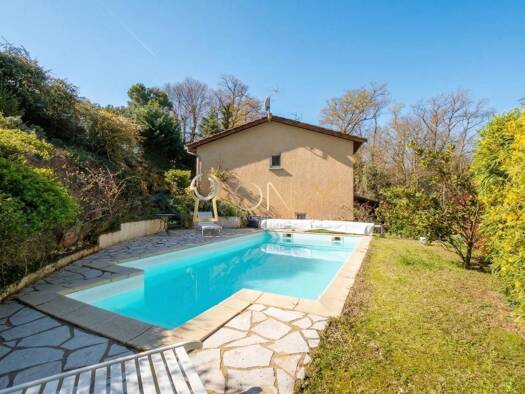 Maison à vendre 460 000 € 5 pièces 4 chambres 184 m² 829 m² de terrain Parcieux 01600