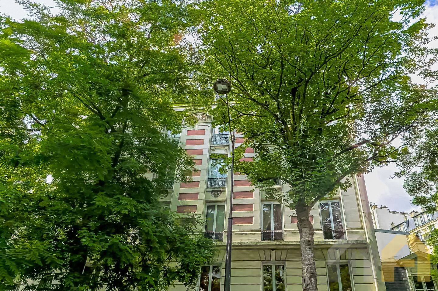 Appartement 2 pièces 31 m² · à Paris 16ème Arrondissement · 30,6 m² · 1 300 €