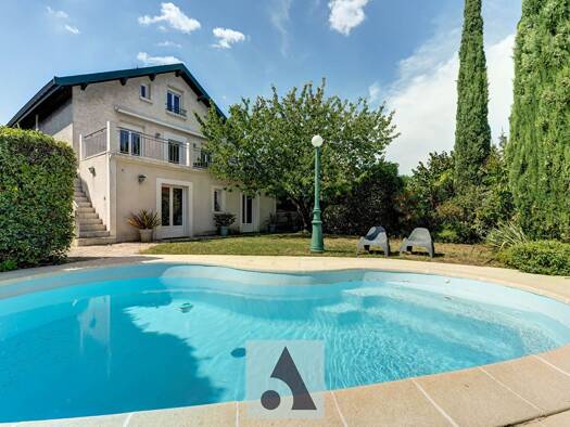 Villa à vendre 799 000 € 6 pièces 4 chambres 161 m² 500 m² de terrain Les Essarts Bron 69500