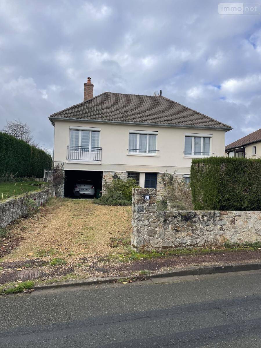 Maison 7 pièces 138 m² · à Sablé-sur-Sarthe · 138,4 m² · 174 900 €