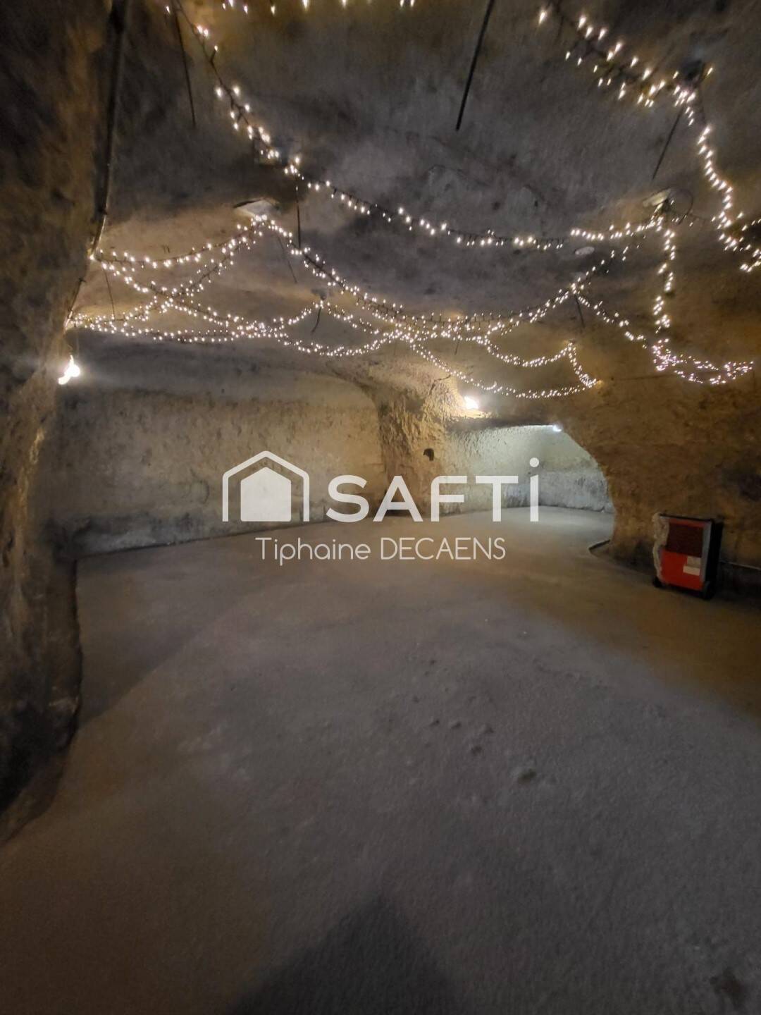 Cave Troglodyte pièce principal 120m2