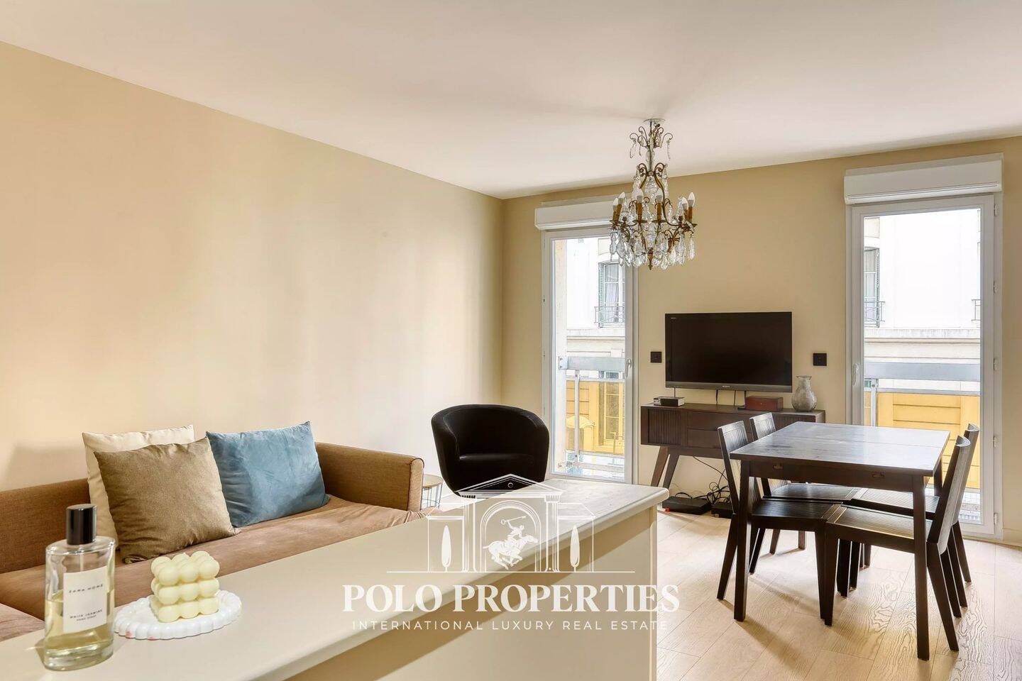 Appartement 3 pièces 75 m² · à Paris 16ème Arrondissement · 75 m² · 3 500 €