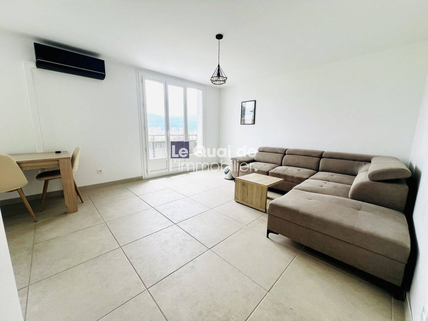 Appartement 4 pièces 69 m² · à Grenoble · 69,1 m² · 1 100 €
